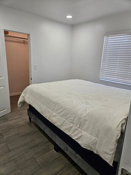 More Photos Of 1235 Clavel Ave, Ventura Apartments For Sale