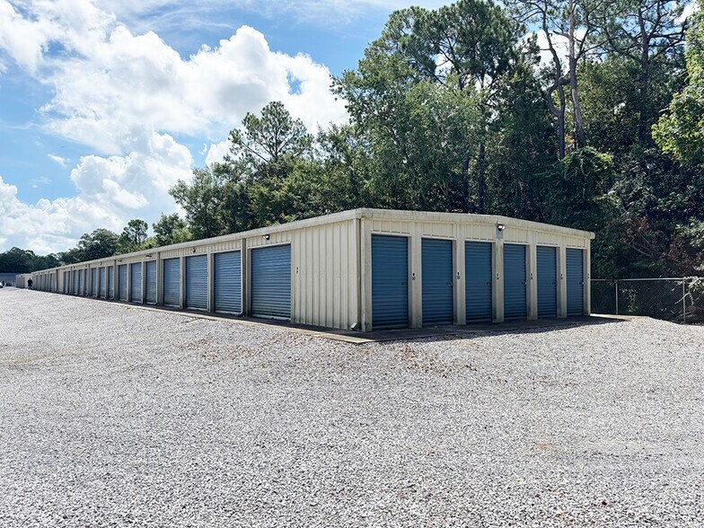 More Photos Of 7305 Mississippi 613, Moss Point Self Storage For Sale