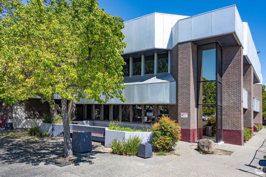 More Photos Of 1234 Empire St, Fairfield Medical For Lease