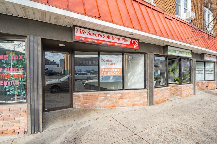 More Photos Of 321-335 Maple St, Perth Amboy Storefront Retail Residential For Lease