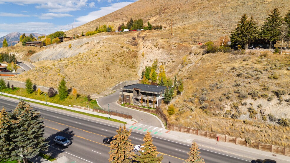 More Photos Of 855 W Broadway Ave, Jackson Apartments For Sale