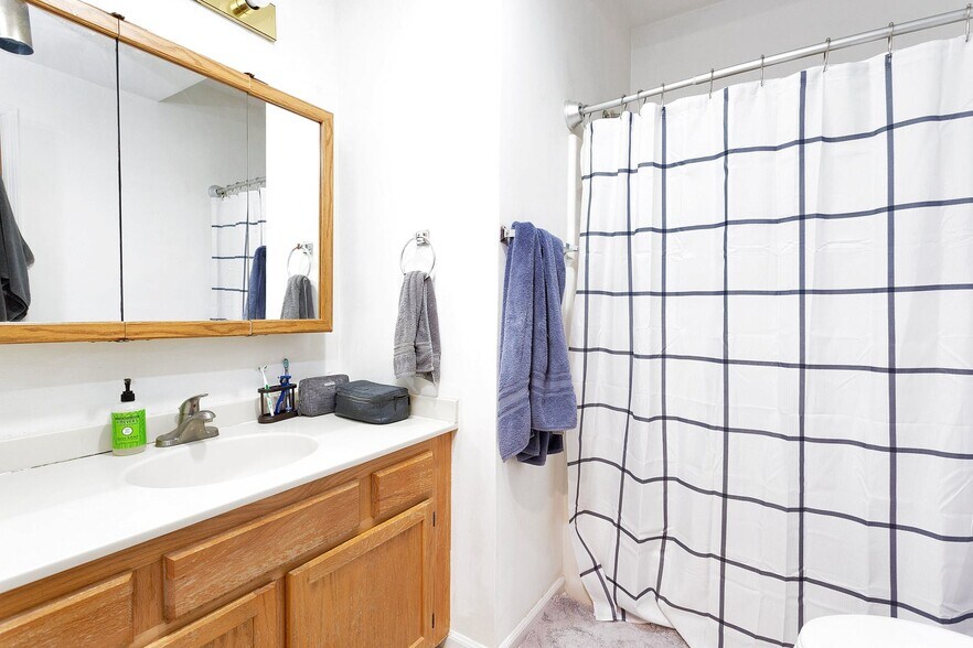More Photos Of 76 Hope St, Stamford Apartments For Sale