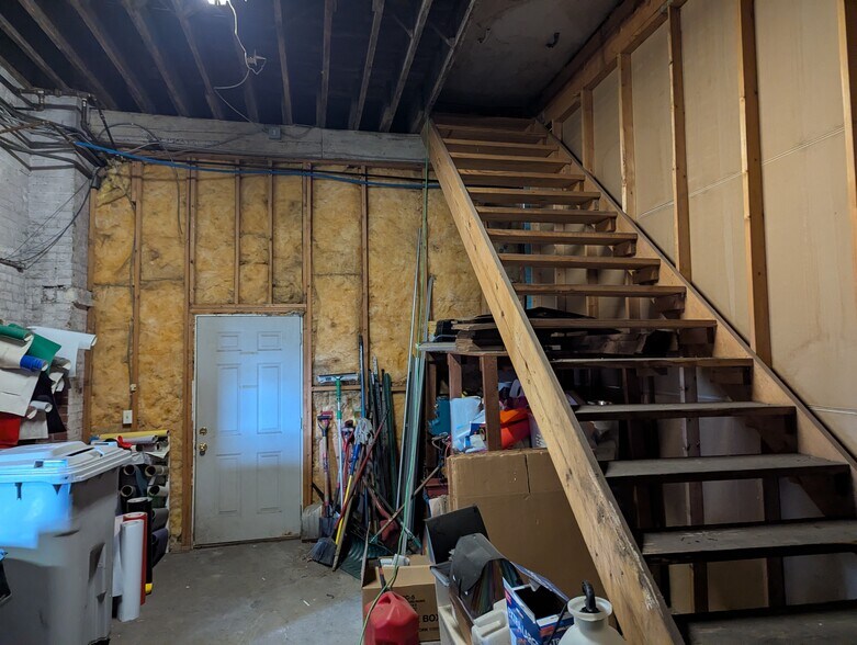 More Photos Of 701 N 22nd St, Mattoon Freestanding For Sale