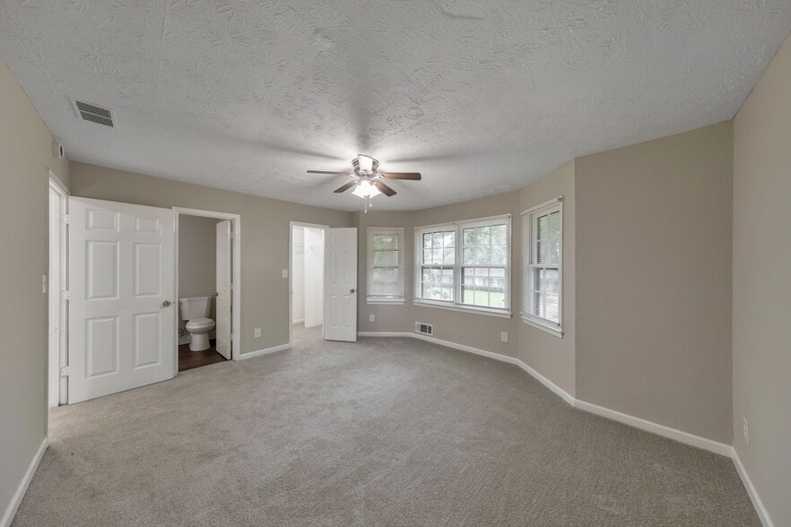 More Photos Of 2611 Golfview Ter SE, Conyers Multifamily For Sale