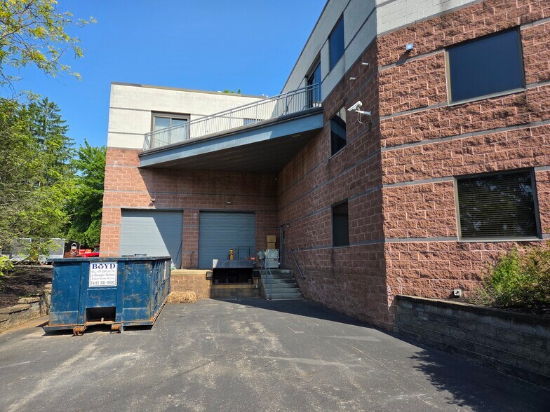 More Photos Of 4378 Craighead Rd, Allison Park Office For Lease