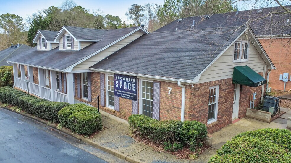 More Photos Of 2440 Sandy Plains Rd, Marietta Office For Sale