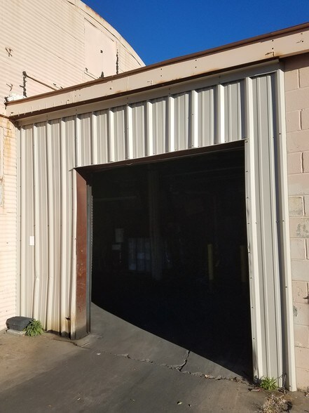 More Photos Of 1342 Webster Ave, Columbus Light Distribution For Sale