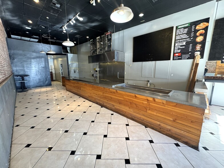 More Photos Of 223-231 E 9th St, Los Angeles Storefront For Lease