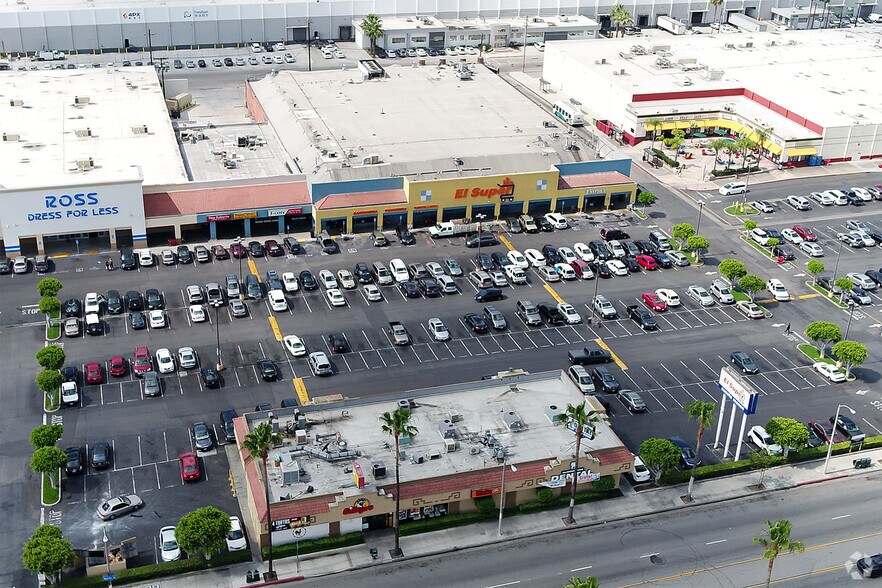 More Photos Of 5646-5704 Whittier Blvd, Commerce Storefront For Lease