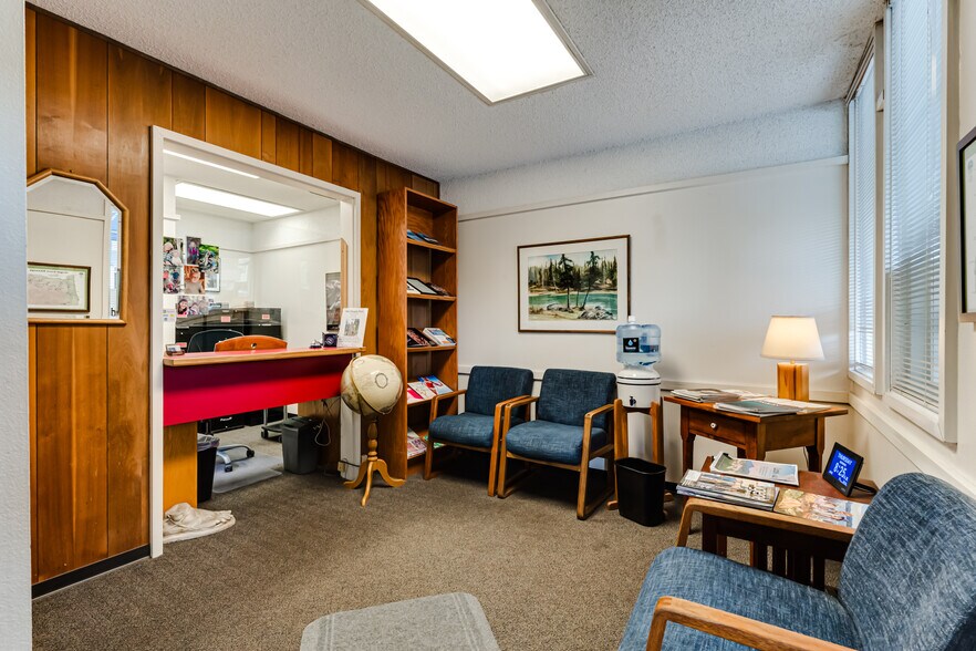 More Photos Of 670-690 18th Ave, Eugene Office For Sale