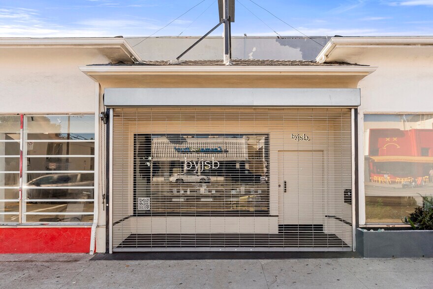 More Photos Of 601 N La Brea Ave, Los Angeles Land For Sale