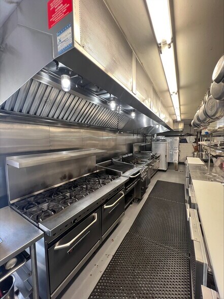 More Photos Of 26 State Route 36 E, Middletown Restaurant For Lease