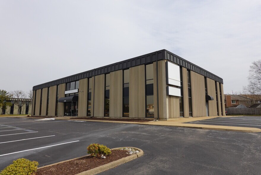 More Photos Of 4190 S Plaza Trl, Virginia Beach Office For Lease