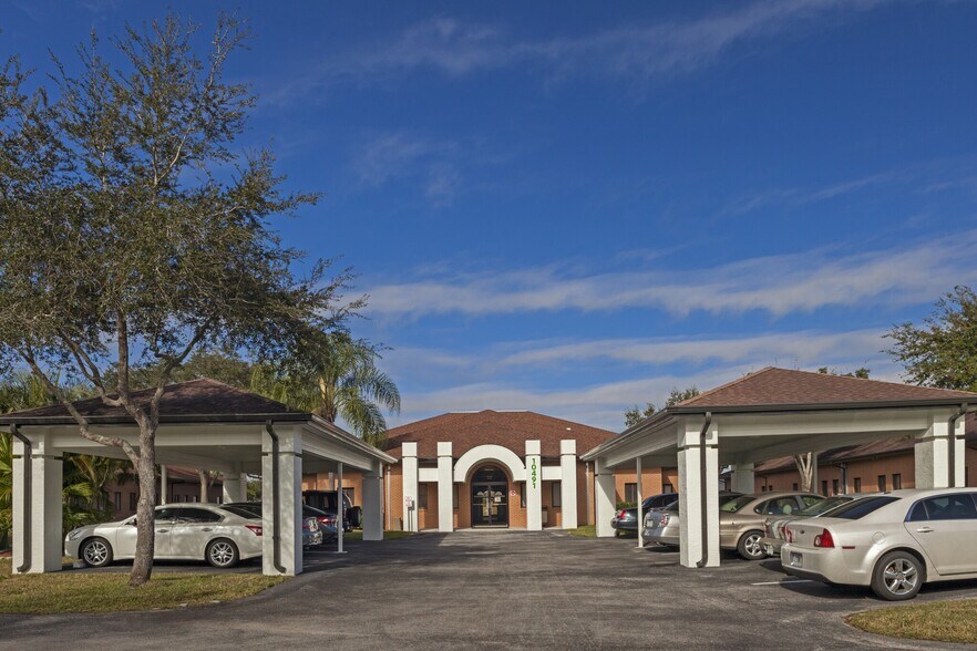 More Photos Of 10491 Six Mile Cypress Pky, Fort Myers Coworking Space