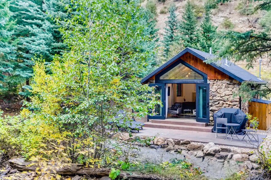 More Photos Of 3303 Chicago Creek Rd, Idaho Springs Hotel For Sale