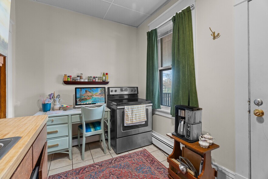 More Photos Of 583 Holly Ave, Saint Paul Apartments For Sale