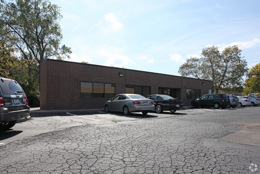 More Photos Of 6345 Long St, Shawnee Medical For Lease