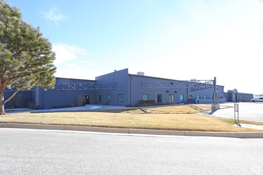 More Photos Of 1610 W Garden of the Gods Rd, Colorado Springs Manufacturing For Lease