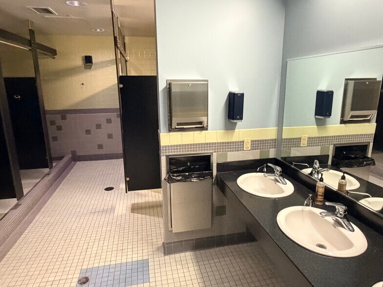 More Photos Of 110 John Scott Hwy, Steubenville Medical For Lease