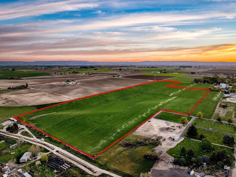 More Photos Of 000 Simplot Blvd, Greenleaf Land For Sale