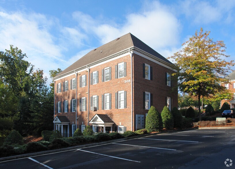 More Photos Of 308 Maxwell Rd, Alpharetta Office For Lease