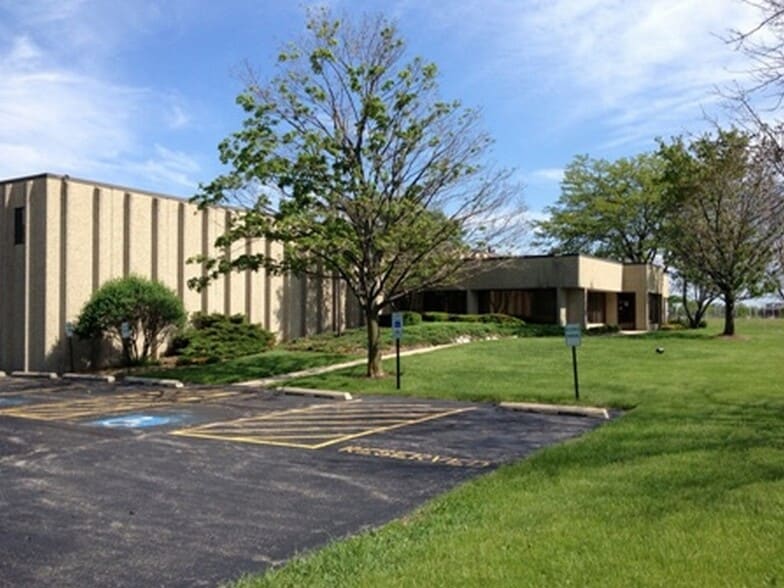 More Photos Of 7900 S Route 31, Crystal Lake Warehouse For Sale