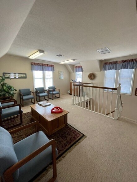 More Photos Of 714 N Spurgeon St, Santa Ana Office For Lease