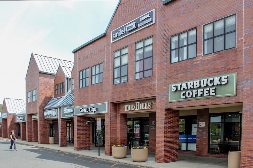 More Photos Of 400-470 US Highway 202/206 Dr, Bedminster Unknown For Lease