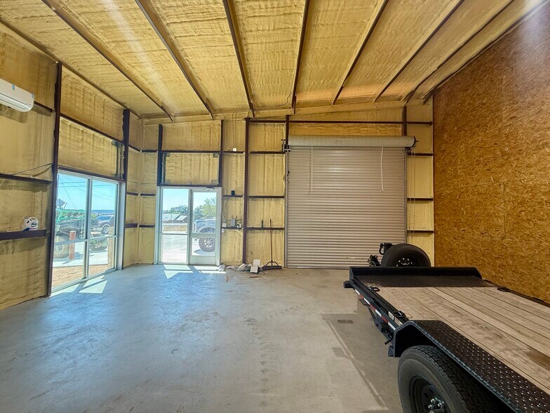 More Photos Of 1730 Farm to Market 1431, Marble Falls Warehouse For Lease