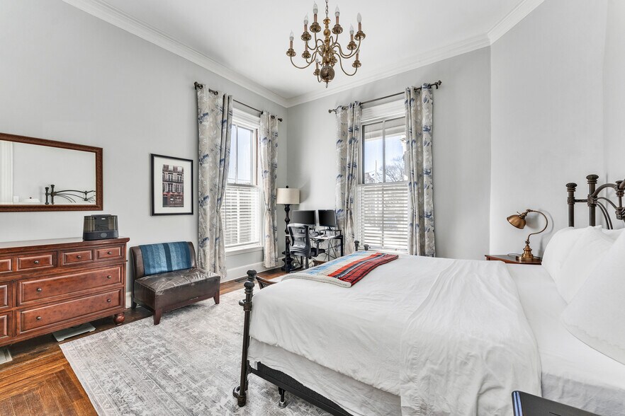 More Photos Of 453 Angell St, Providence Apartments For Sale