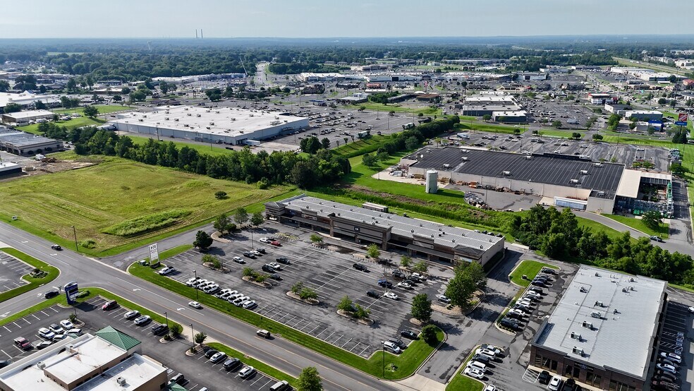 More Photos Of 4645 Village Square Dr, Paducah Storefront Retail Office For Lease