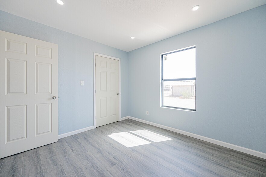 More Photos Of 241 Bass St, Odessa Land For Sale