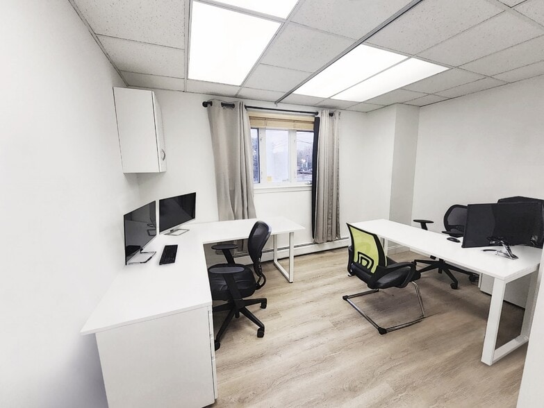 More Photos Of 189 S Pearl St, Pearl River Medical For Sale
