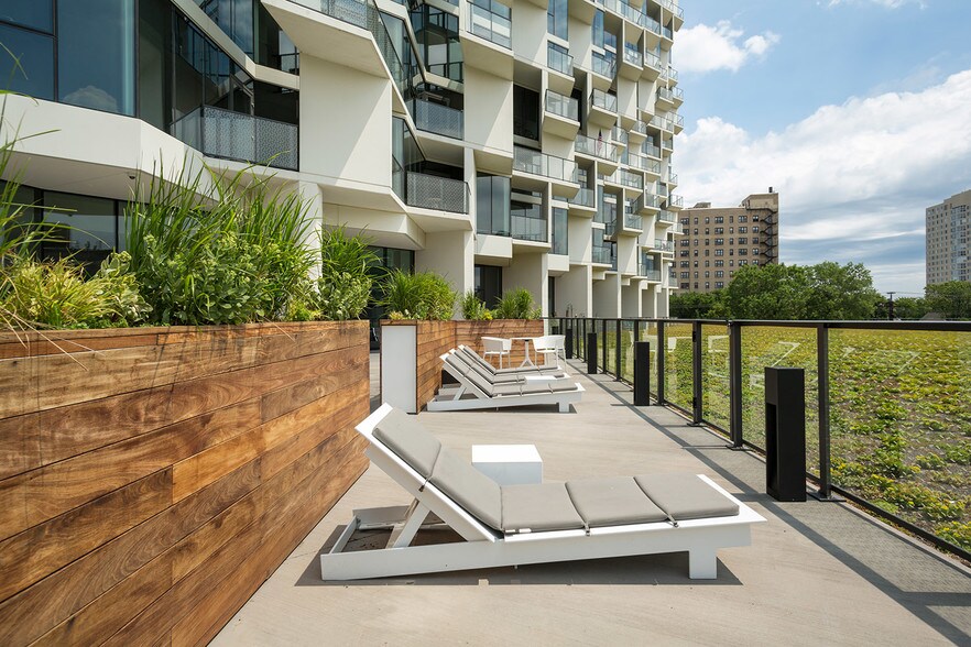 More Photos Of 5113 S Harper Ave, Chicago Coworking Space