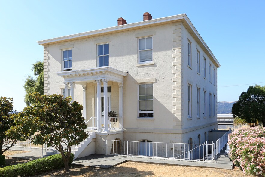 More Photos Of 1060 Grant St, Benicia Office For Lease