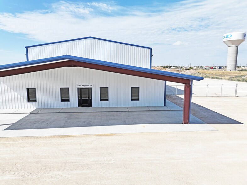 More Photos Of 1210 Edgewood ave, Odessa Industrial For Lease