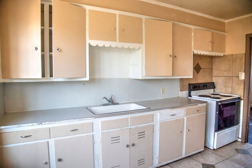 More Photos Of 701 W Pine Ave, Duncan Apartments For Sale
