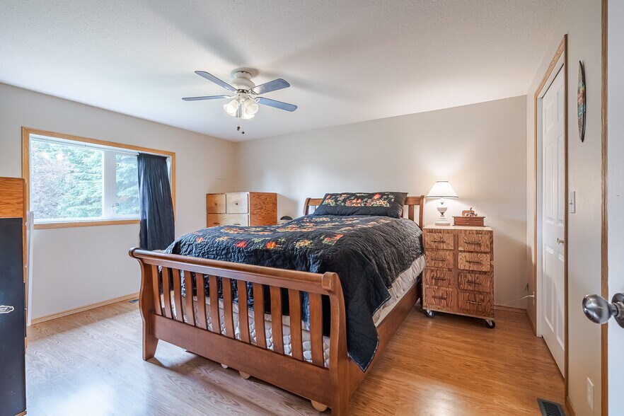 More Photos Of PT SE 10-50-2 W4, Blackfoot Trailer Camper Park For Sale