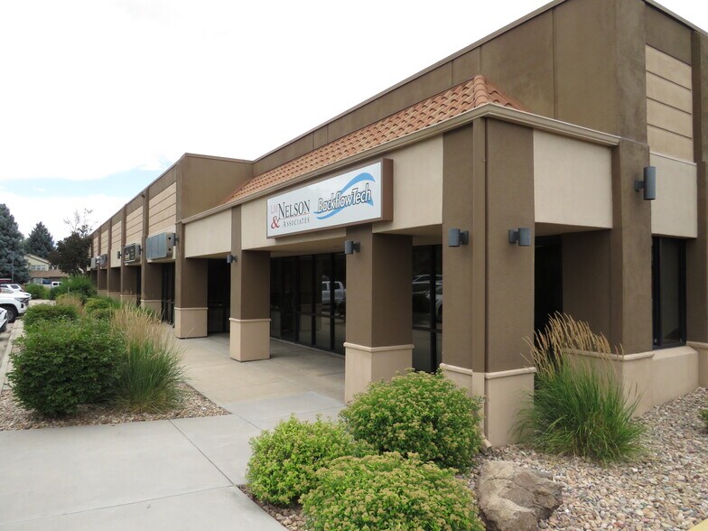 More Photos Of 610 Garrison St, Lakewood Flex For Lease