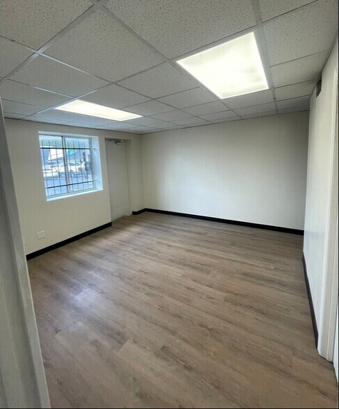 More Photos Of 6275 Highway 85, Riverdale Unknown For Lease