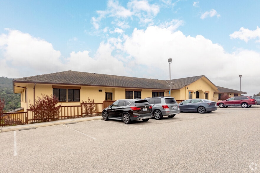Primary Photo Of 31 Upper Ragsdale Dr, Monterey Office For Lease