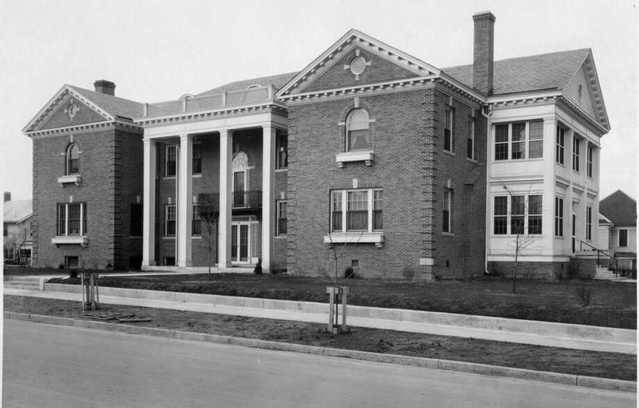 More Photos Of 204 N Buchanan Blvd, Durham Hotel For Sale