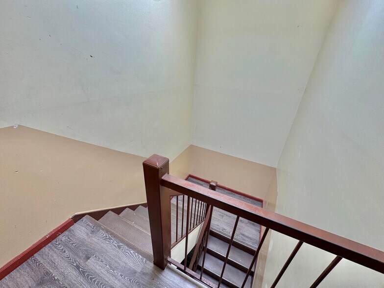 More Photos Of 86-20 57th Rd, Elmhurst Apartments For Sale