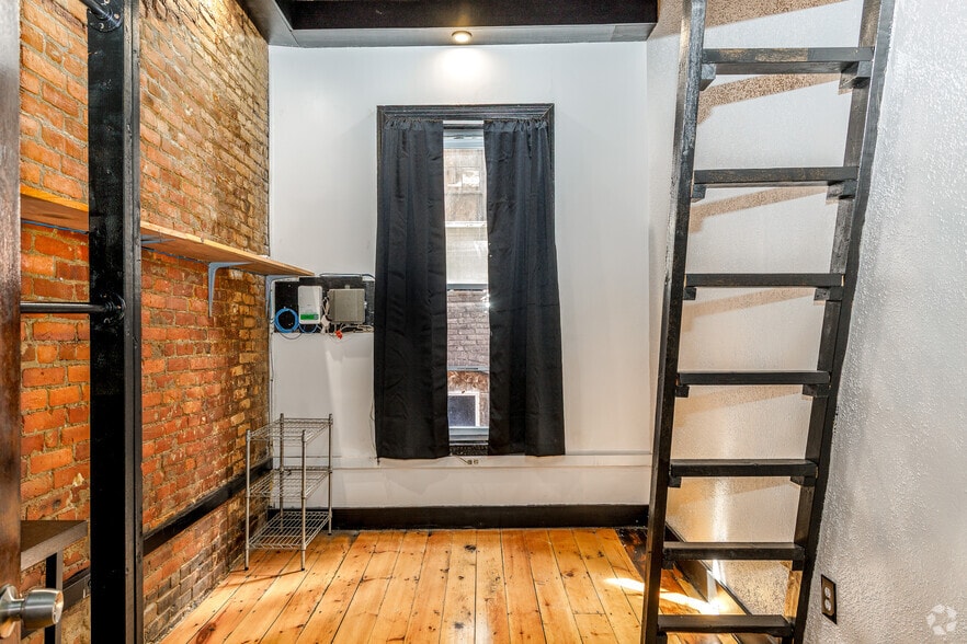 More Photos Of 136 Court St, Binghamton Apartments For Sale