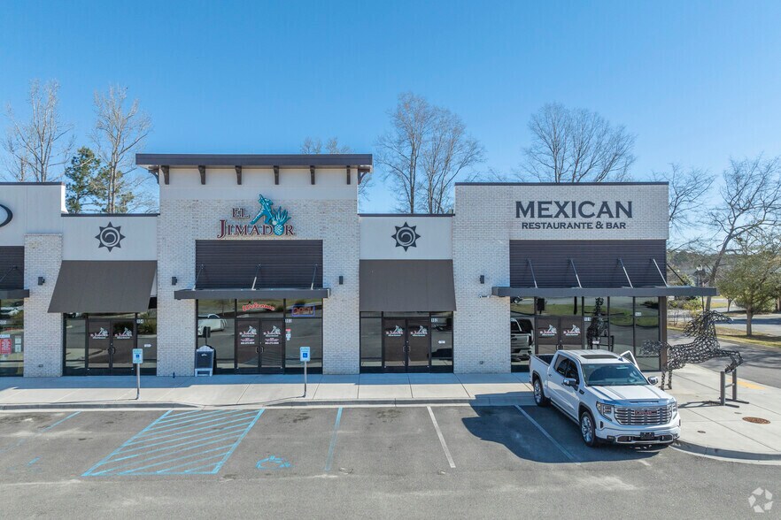 More Photos Of 168 Wall, Camden General Retail For Lease