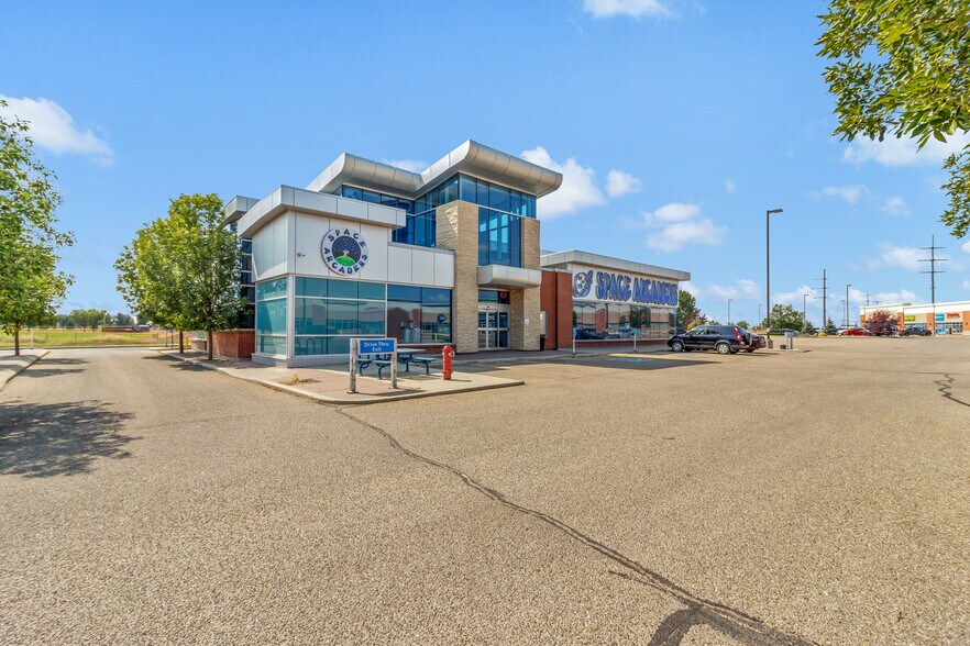 More Photos Of 2350 Division Av NW, Medicine Hat Unknown For Lease
