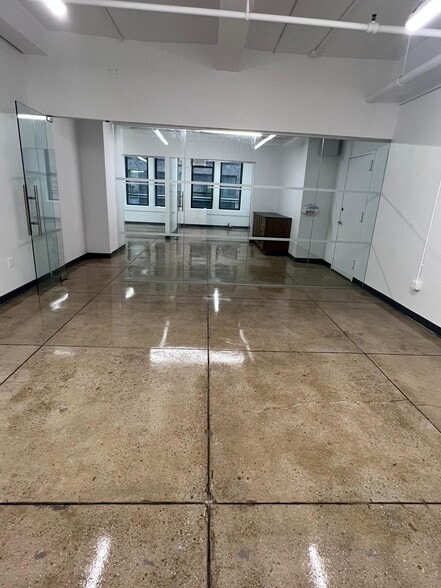 Primary Photo Of 262 W 38th St, New York Office For Lease