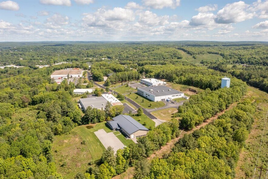 More Photos Of 51 Ridge Rd, Putnam Industrial For Lease