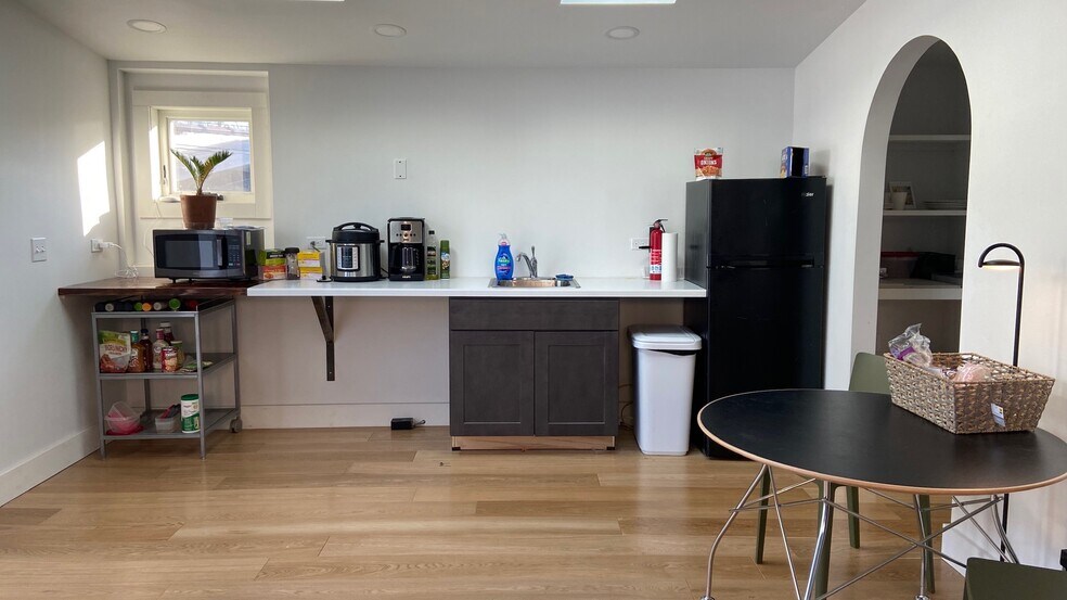 More Photos Of , Hudson General Retail For Sale