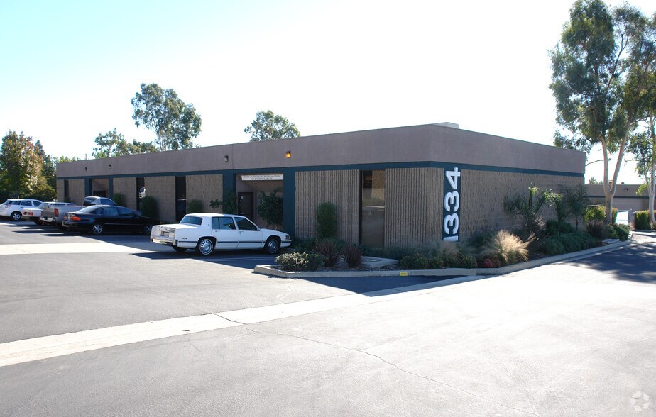 More Photos Of 1334 N Benson Ave, Upland Service For Lease